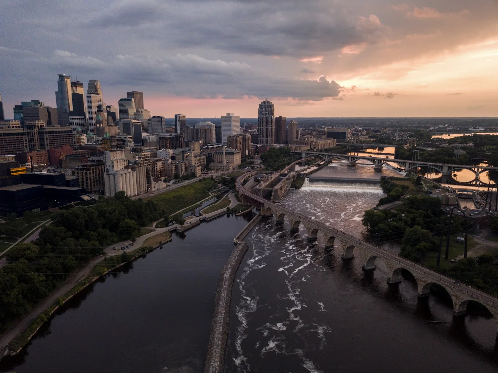Minneapolis, Minnesota skyline — peptide therapy - Tides Health
